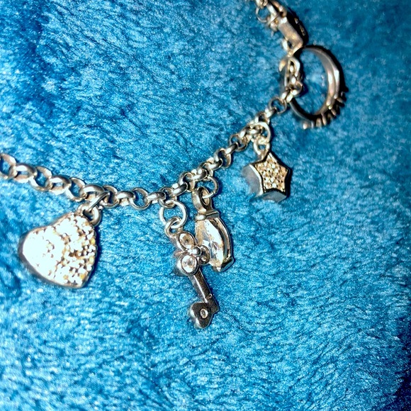 Bracelets - Picture 3 of 3